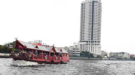 A "House" Boat Navigates the Chao Phraya