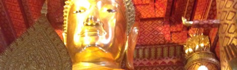 The Giant Buddha at Wat Phanan Choeng